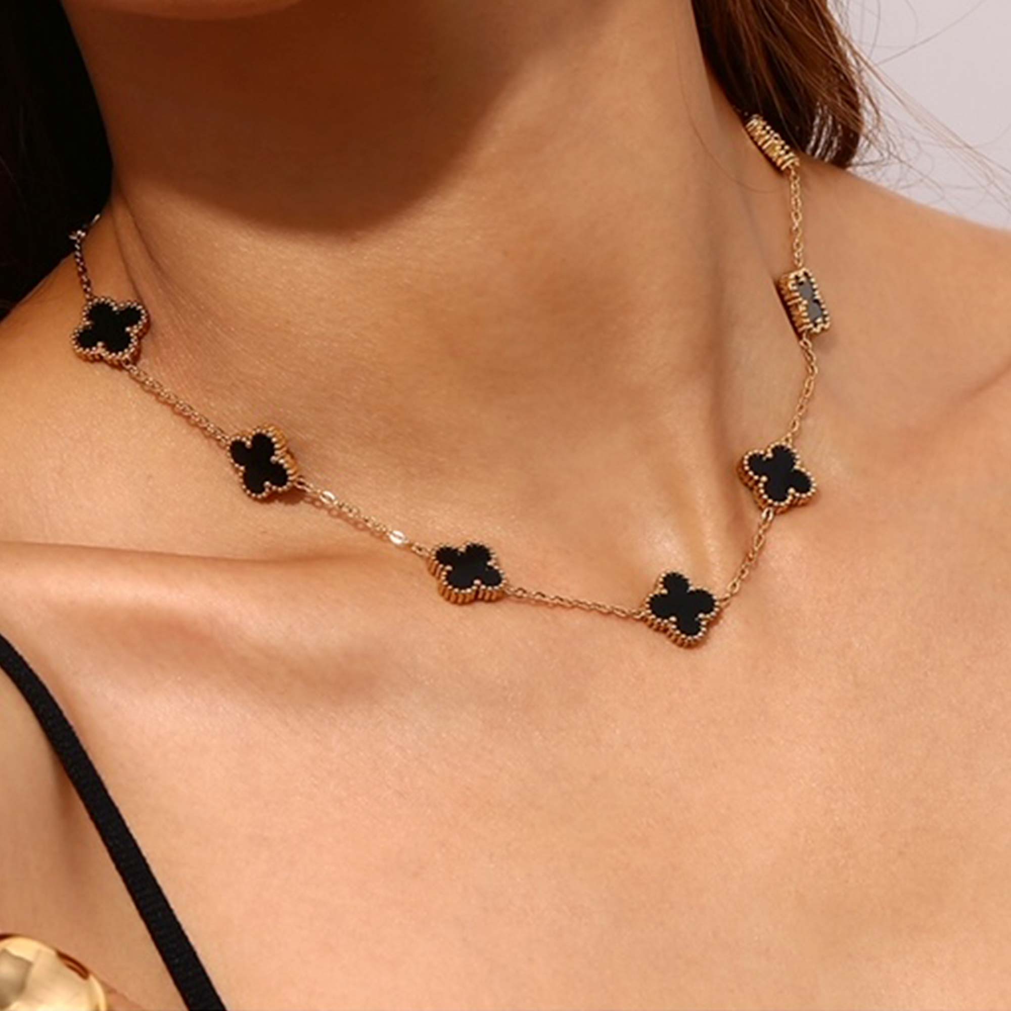 Collar "CINCO VECES LA BUENA SUERTE" (Tréboles en Acero)