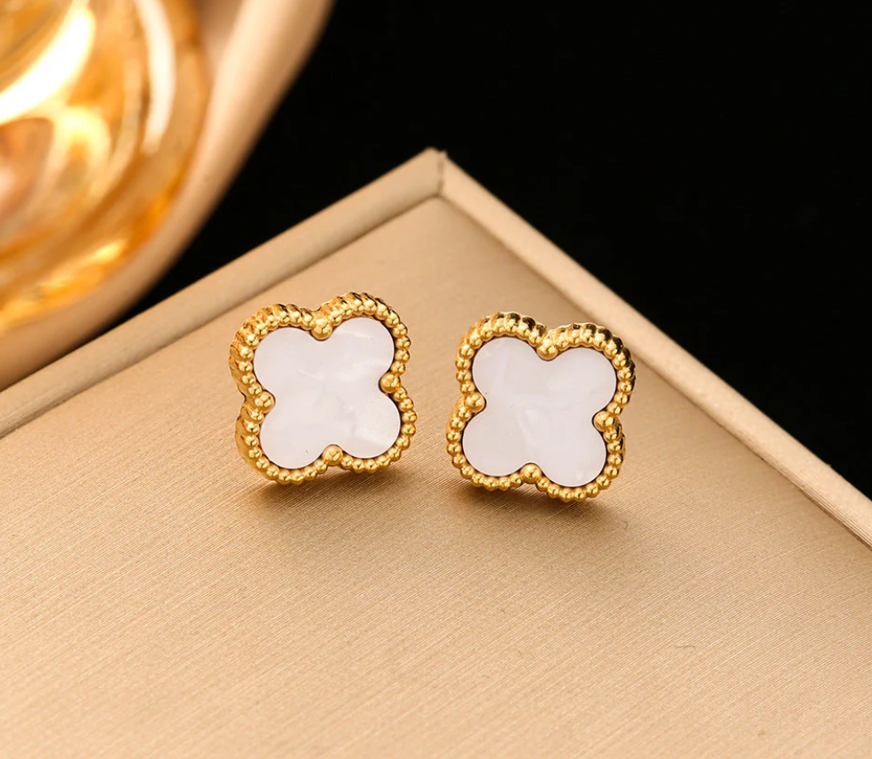 Aretes "EL AMULETO DE LA BUENA SUERTE" (Trébol en Acero)