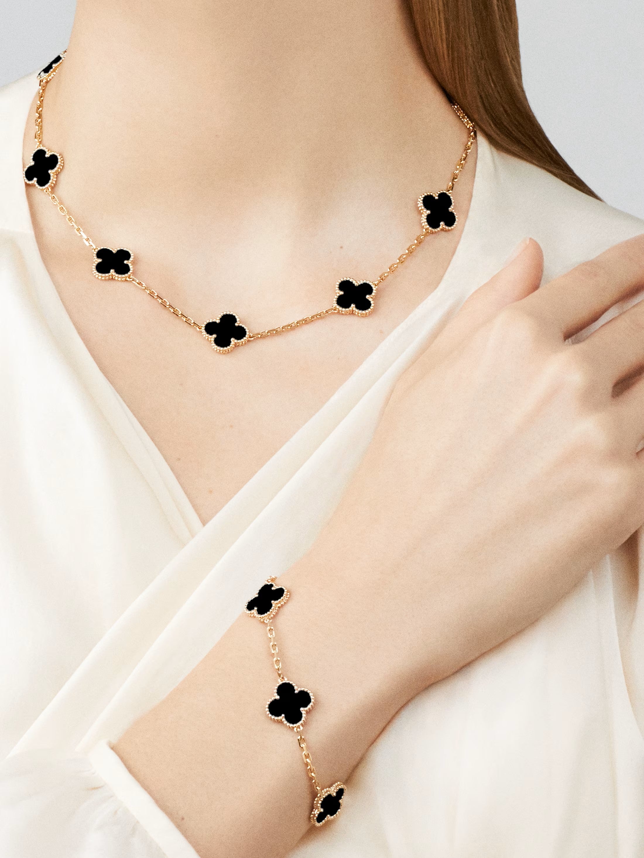 Dúo "EL ACCESORIO PERFECTO DE LA SUERTE" (Collar y Pulsera)
