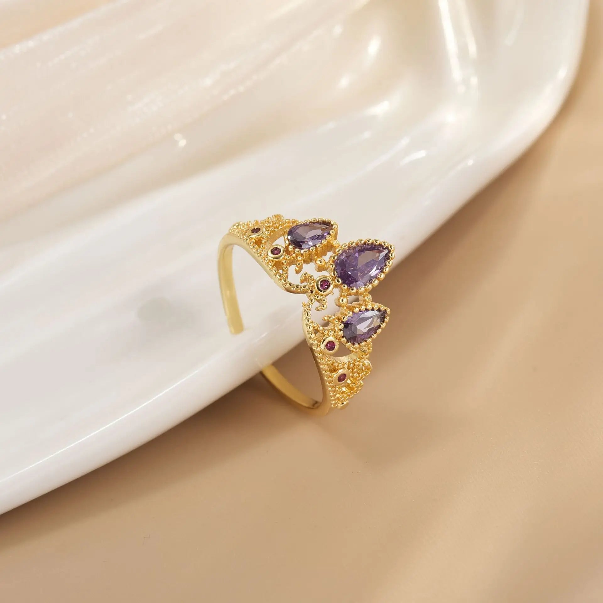 anillo corona rapunzel lila o morado