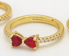 Anillo "EL LAZO QUE SUELLA UN LLAZO ETERNO" (Moñito de Amor)