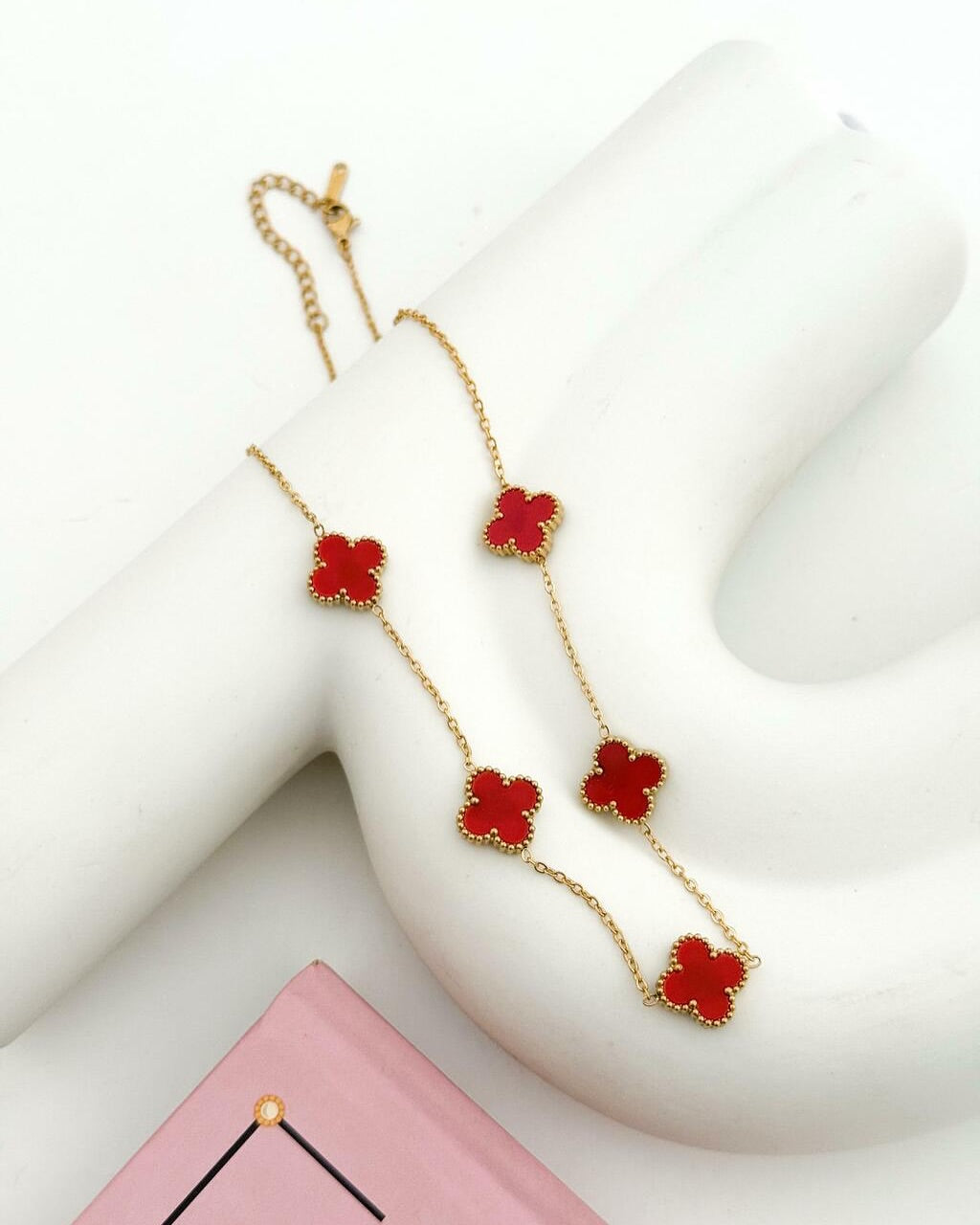 Collar "CINCO VECES LA BUENA SUERTE" (Tréboles en Acero)
