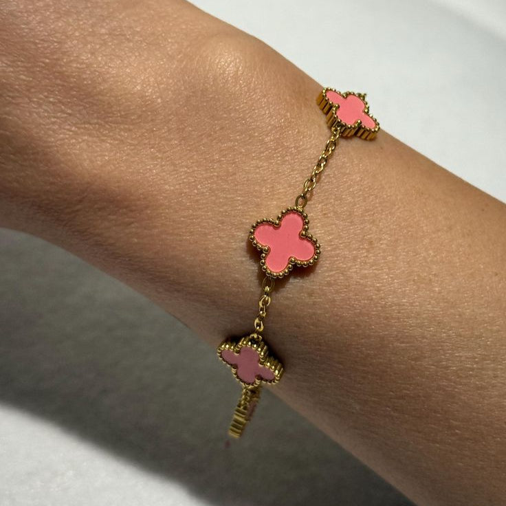 Pulsera de trebol rosa inspirada en van cleef